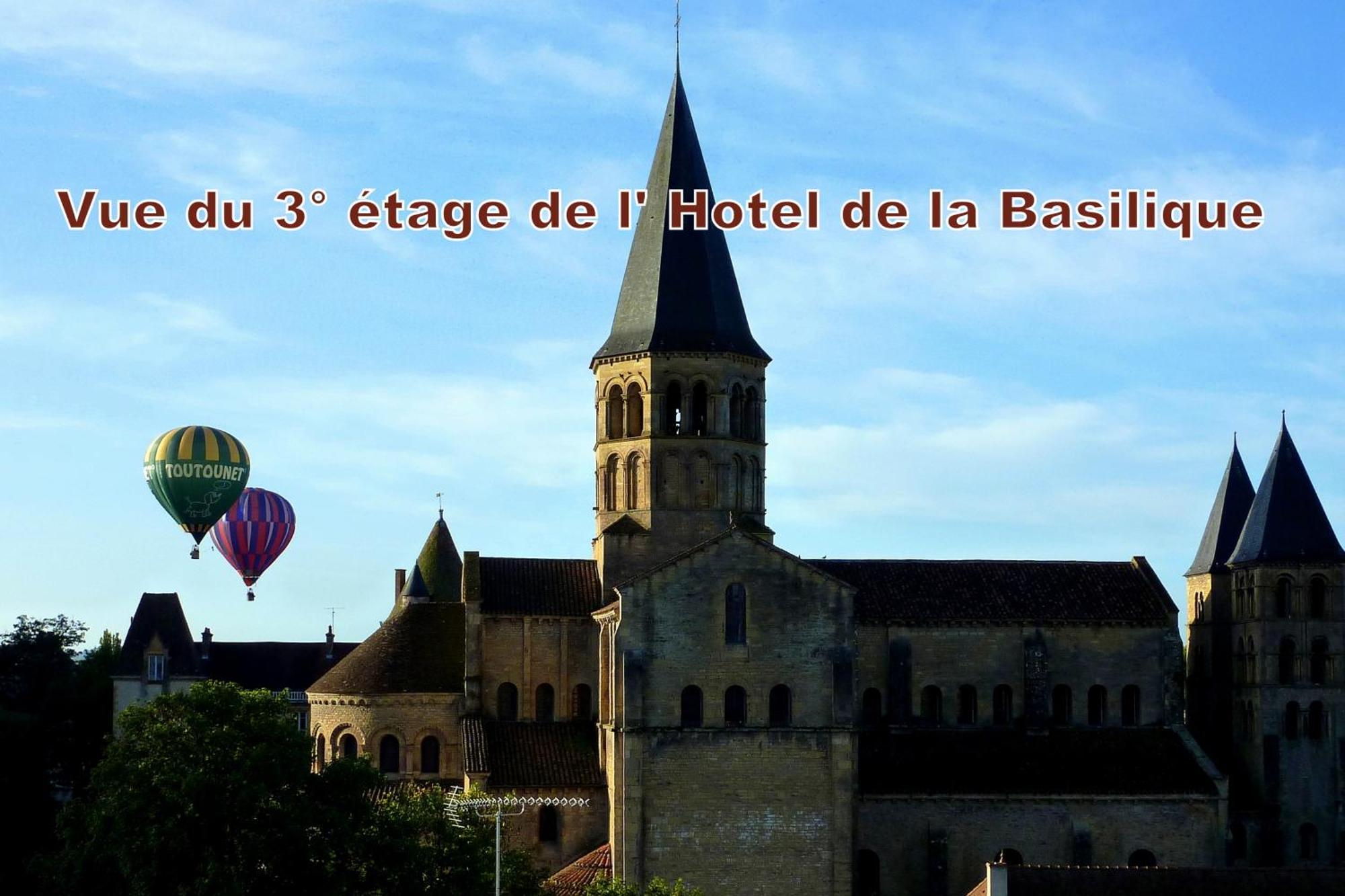 Hotel De La Basilique Paray-le-Monial Bagian luar foto